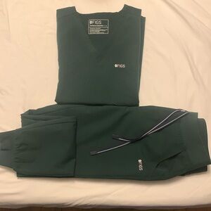 FIGS British Racing Green S/ST